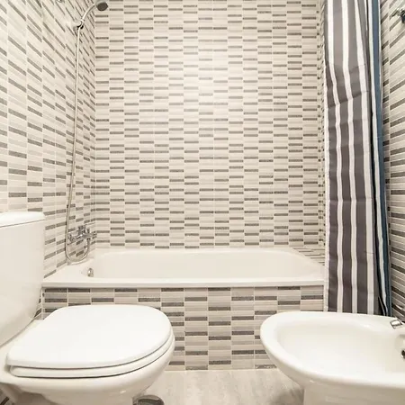 Apartment -malagasunapts- Stylish Centre Pool&parking *